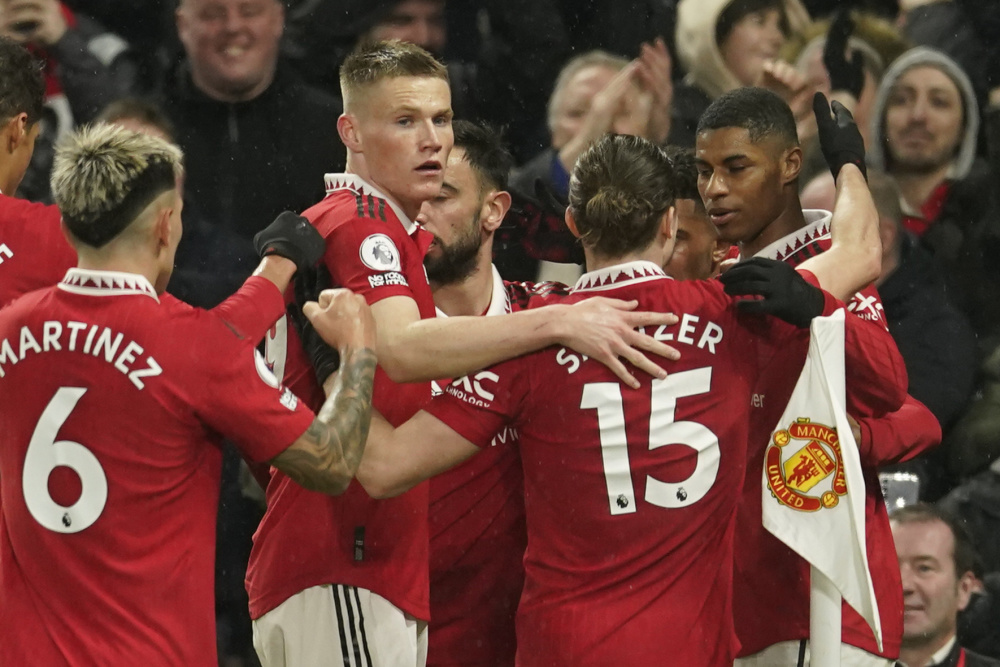 三重现实的 三重现实的